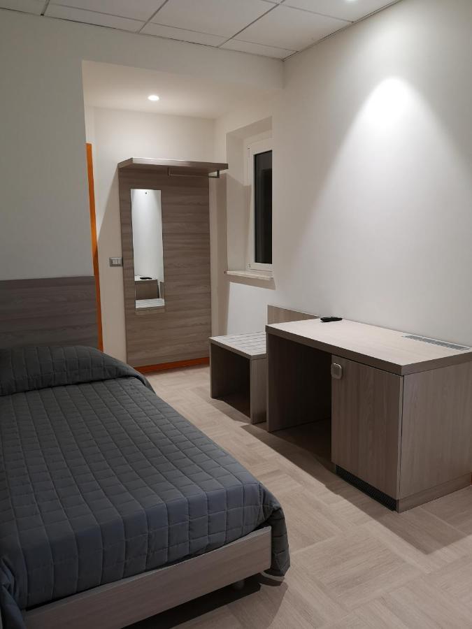אסקולי פיצ'נו Hotel Clodi מראה חיצוני תמונה